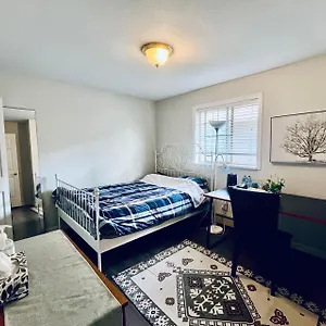 Airport Cozy 舒适小屋 Vancouver, Richmond,near Yvr , Richmond Canada